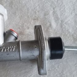 HOVEDPUMPE CLUTCH TR6 LHD