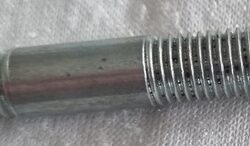STUD TERMOSTAT 5/16 UNC/F1-7/8