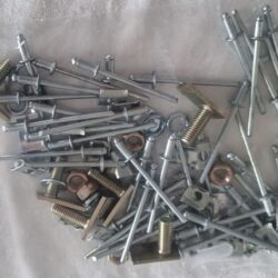 MONTERINGKIT PYNTELISTER