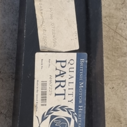 B POST HØYRE SIDE MGB/C 68-