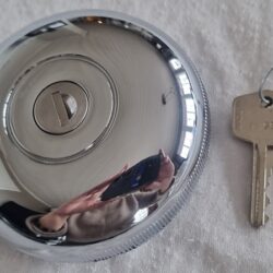 TANKLOKK LÅSBART VENTED CHROME