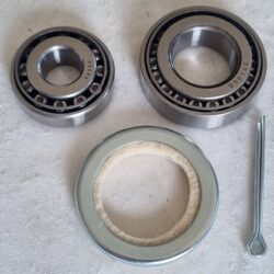 HJULLAGER KIT-FRONT TR & SPITFIRE