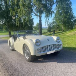 TRIUMPH TR2-4A