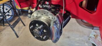 FRONTLINE 4POT BREMSEKIT M/VENTILERTE SKIVER BOLT ON FELGER