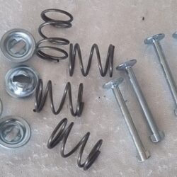 BREMSEBÅND RETAINING KIT - AXLE SET